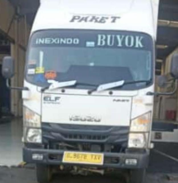 Truk Isuzu ELF berlogo INEXINDO